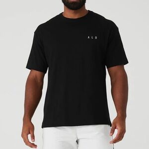 ALO - Yoga Classic Black Tee - Men’s - M
